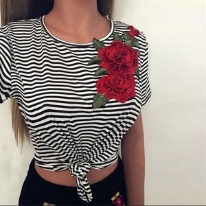 BLACK & WHITE STRIPED TOP